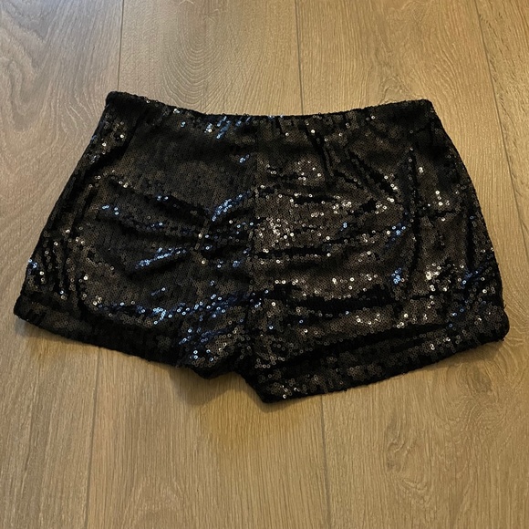 Sequin Shorts (Size XS) - Picture 4 of 4